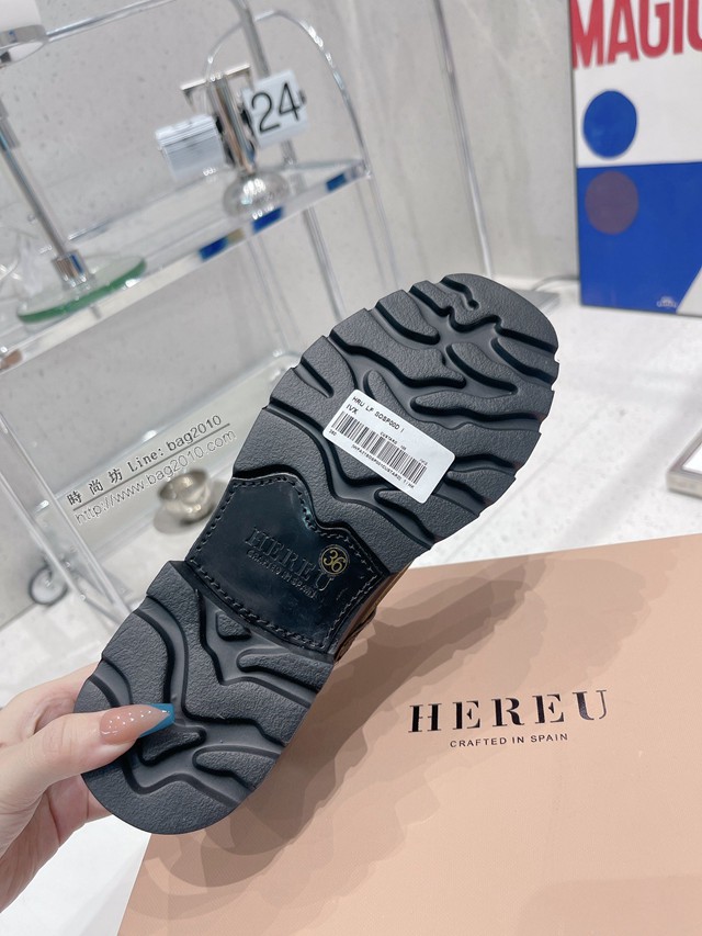 HEREU T-bar編織皮復古樂福鞋 dx3397